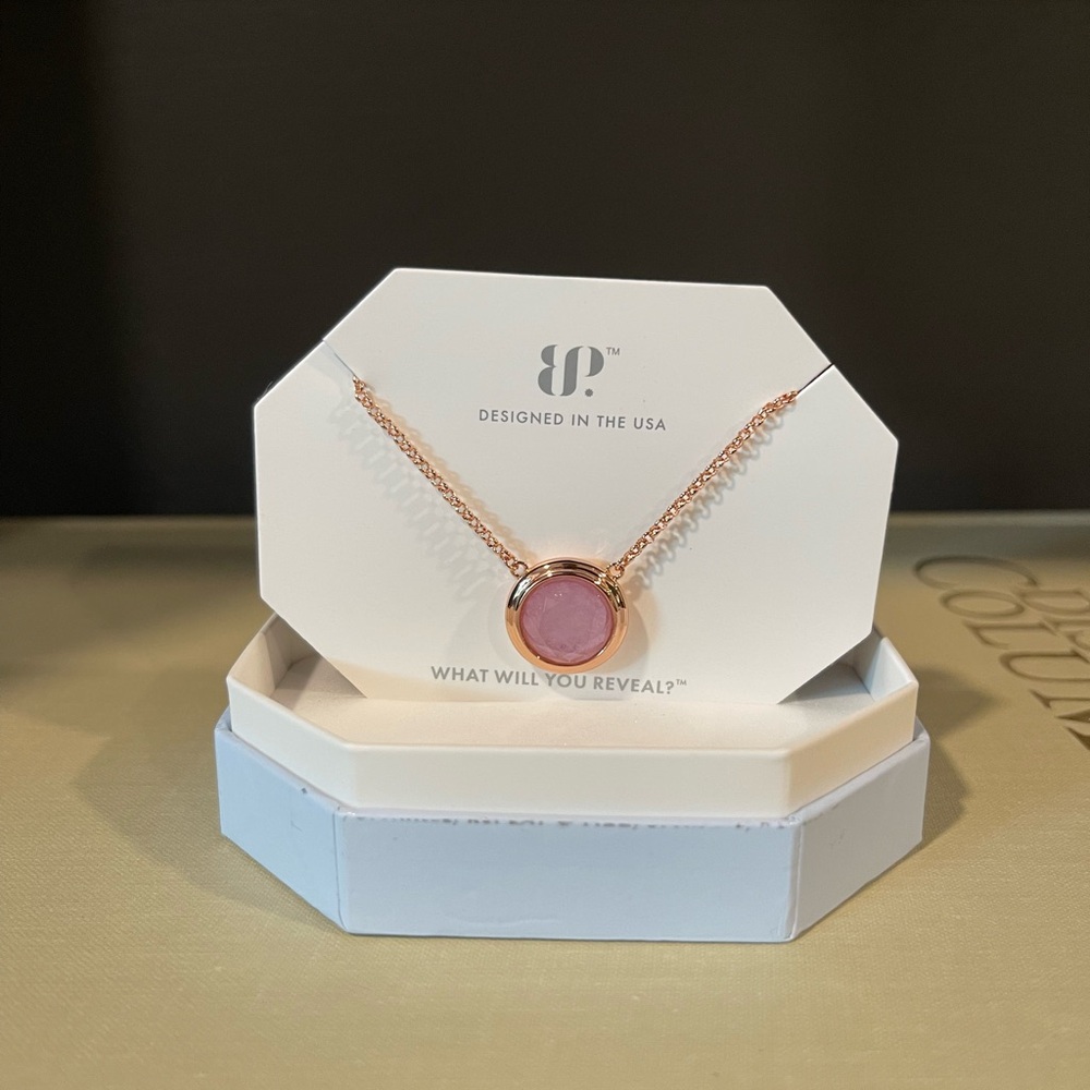 Rose gold bomb party necklace